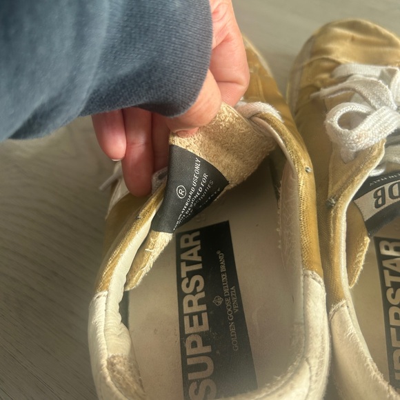 Golden goose mustard yellow sneakers - Picture 3 of 4